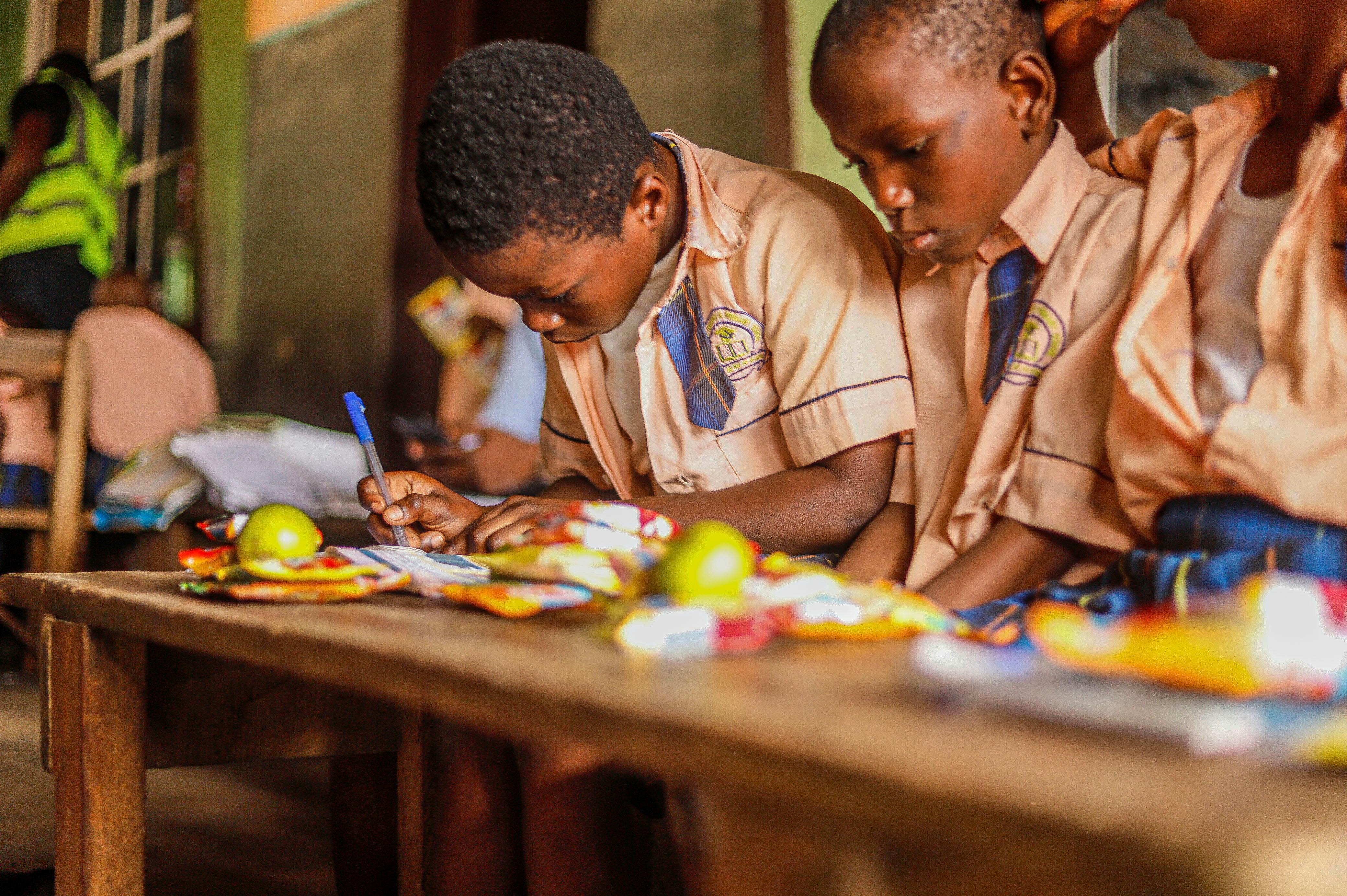 pexels-lagosfoodbank-9090820